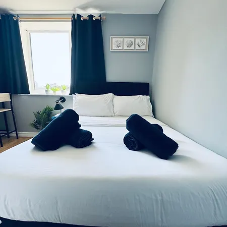 Unique Studio Flat In City 1111 London Exterior photo